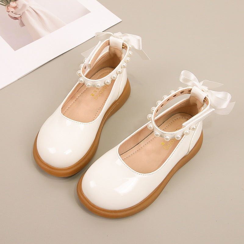Mädchen Ballerina Schuhe mit Perlen- und Schleifendetail Echo Archiv