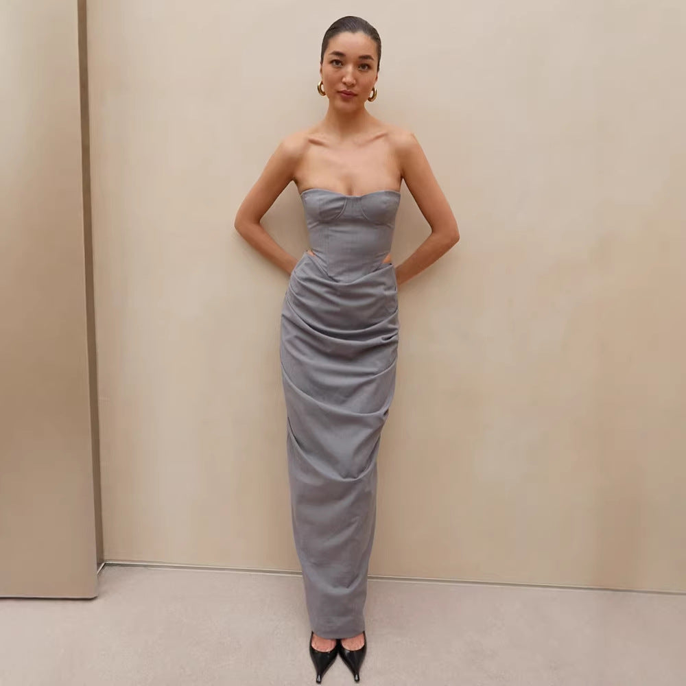 Damen figurbetontes Abendkleid mit raffiniertem Drapierungsdesign Echo Archiv