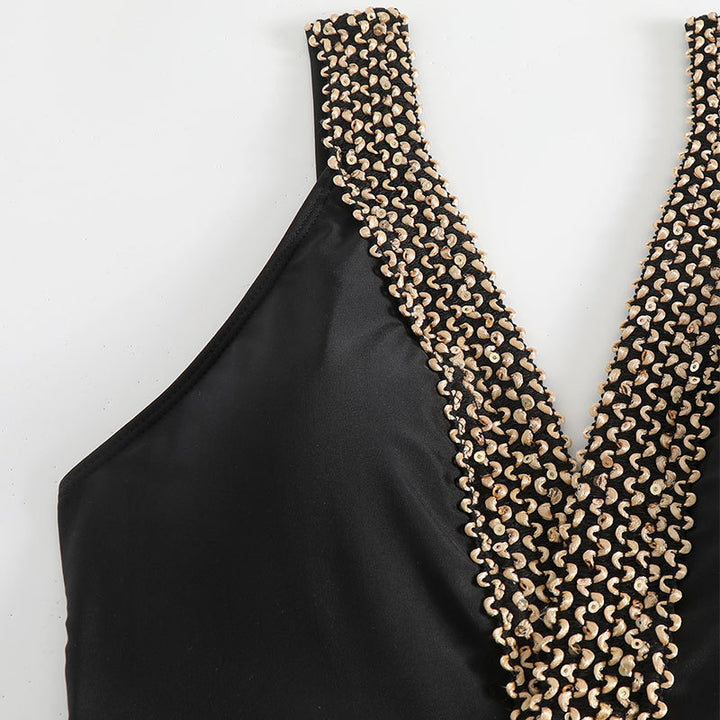 Damen Einteiler Badeanzug mit elegantem V-Ausschnitt und goldenen Details Echo Archiv