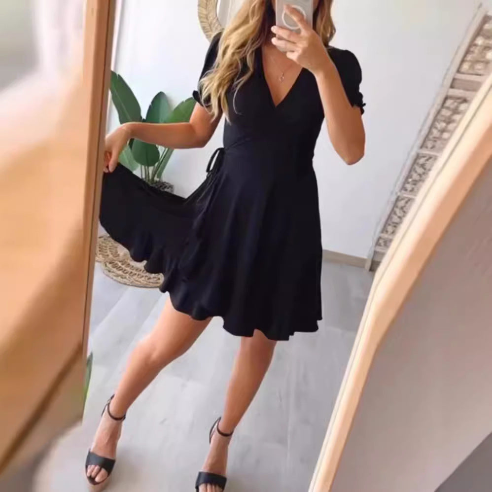 Damen nan leichtes Wickelkleid mit V-Ausschnitt, Kurzärmeln, Taillenband und Volantrock Echo Archiv