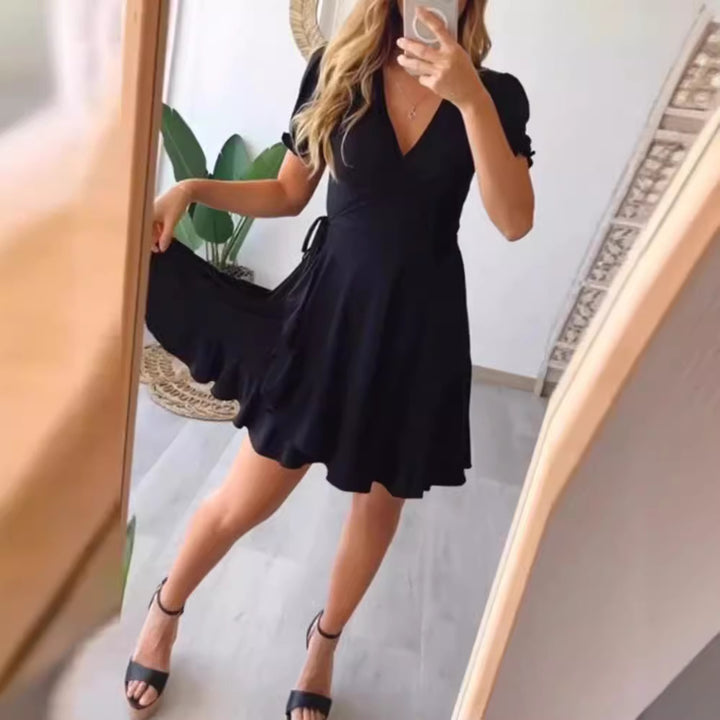 Damen nan leichtes Wickelkleid mit V-Ausschnitt, Kurzärmeln, Taillenband und Volantrock Echo Archiv