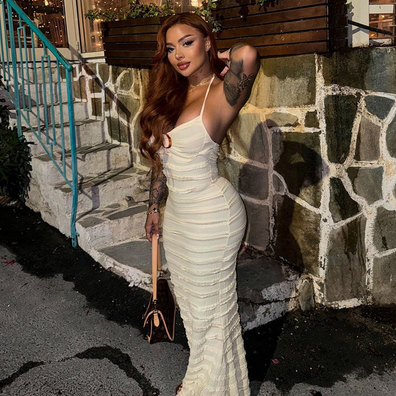 Damen Elegantes Maxikleid mit einzigartigem Raffungseffekt und Kreuzträgern Echo Archiv