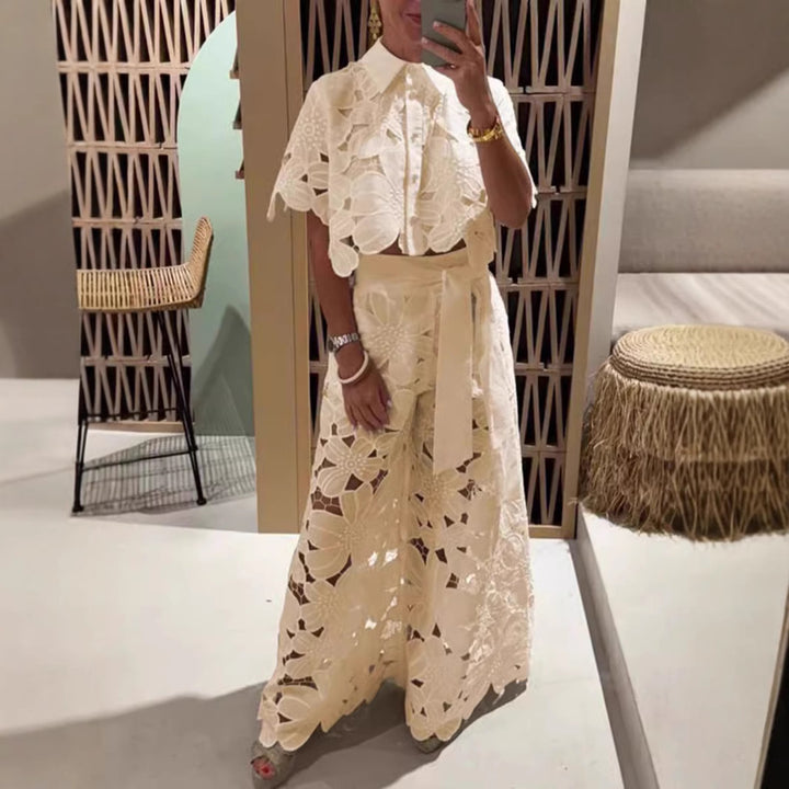 Damen nan zweiteiliges Spitzenensemble mit bauchfreier Bluse und weiter Palazzohose Echo Archiv