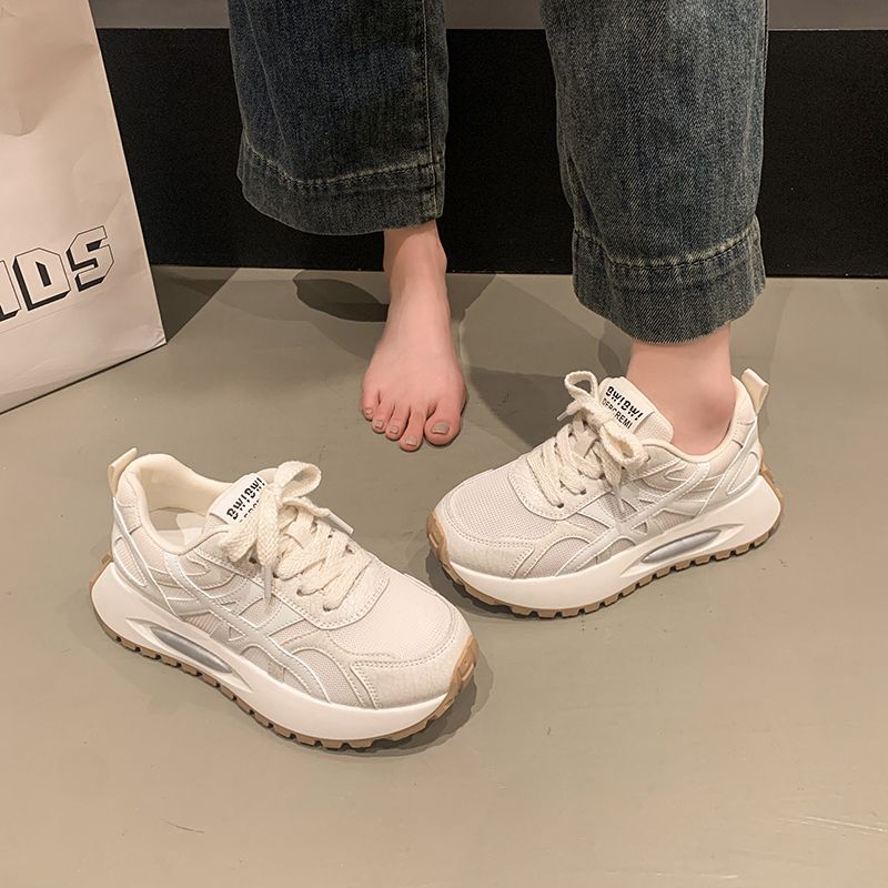 Damen Sportliche Sneakers mit modernem Design und bequemer Dämpfung Echo Archiv