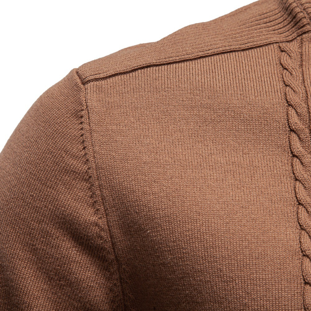 Herren Feinstrickpullover mit halbem Reißverschluss und vertikalem Zopfmuster Echoarchiv
