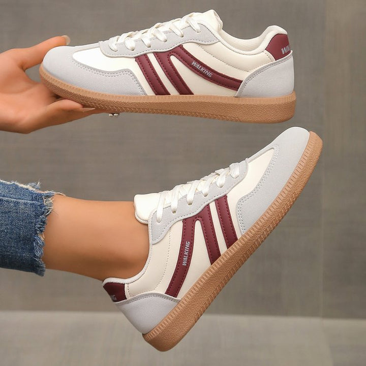 Damen Retro-Sneaker mit Gummisohle, leichtem Textilfutter und Komfortfußbett – Névara