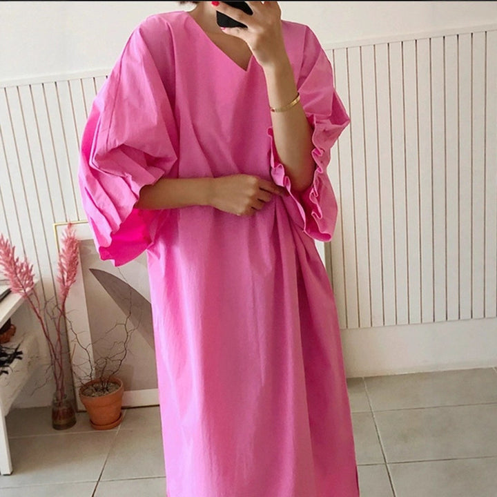Damen Oversized V-Ausschnitt Baumwollkleid mit Volantärmeln Echoarchiv