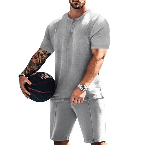 Herren sportliches Freizeitset mit knöpfbarem Oberteil und bequemen Shorts Echoarchiv