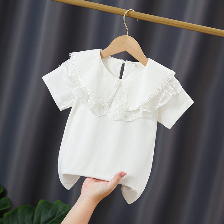 Mädchen Bluse mit elegantem Spitzenkragen und verspielten Rüschen Echo Archiv