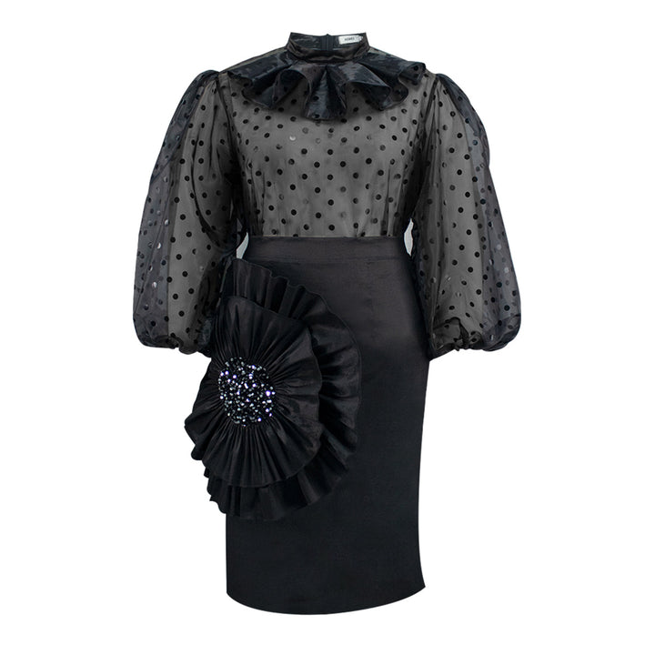 Damen Elegantes Kleid mit transparenten Puffärmeln und Rüschenakzent Echo Archiv