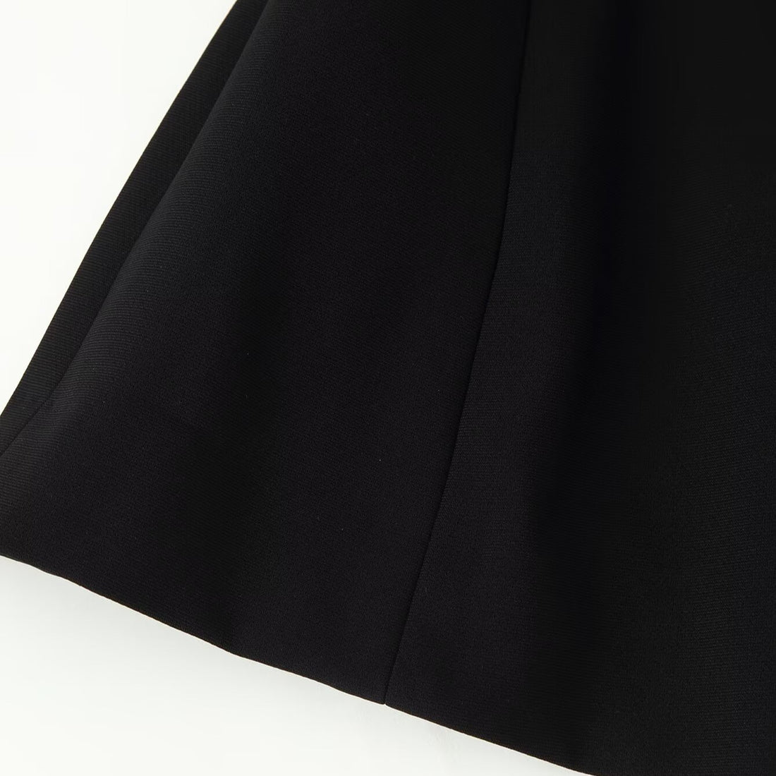Damen Minimalistische Kurzjacke mit asymmetrischer Blende und Rundhalsausschnitt Echoarchiv
