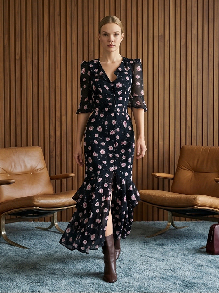 Damen Tailliertes Chiffon-Midikleid mit V-Ausschnitt, dreiviertel Ärmeln und Stufenvolant Echoarchiv