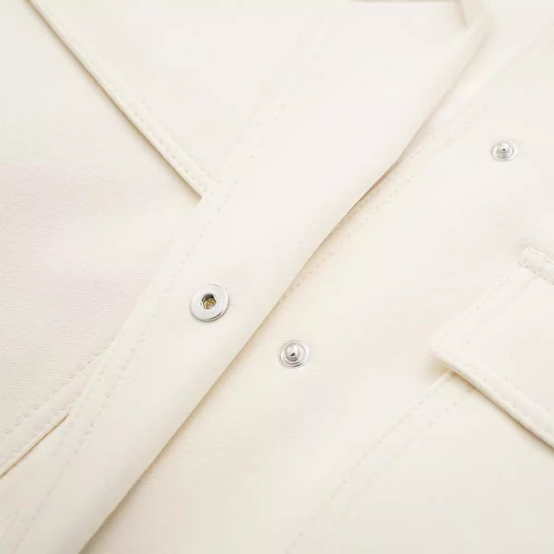 Damen Kurze Boxy‑Blousonjacke mit verdeckten Druckknöpfen, Pattentaschen und geripptem Saum Echoarchiv