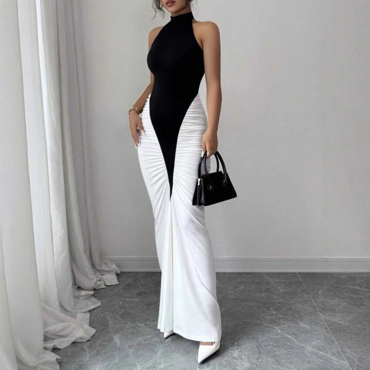 Damen Elegantes, figurbetontes Abendkleid mit Kunstseiden-Raffung Echo Archiv