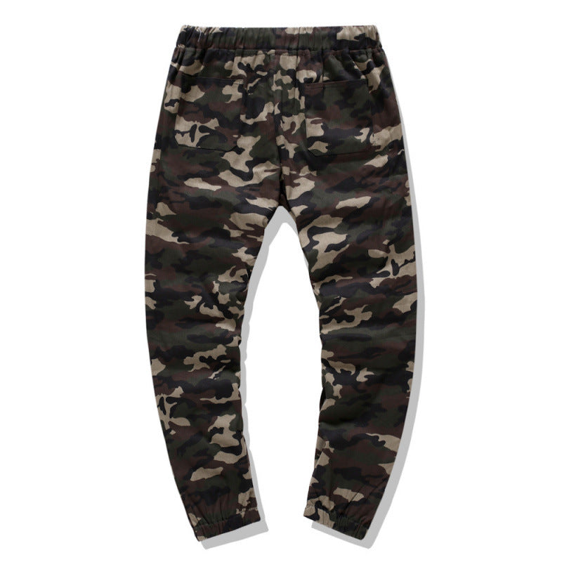 Herren Cargohose im modernen Camouflage-Design mit elastischem Bund Echoarchiv