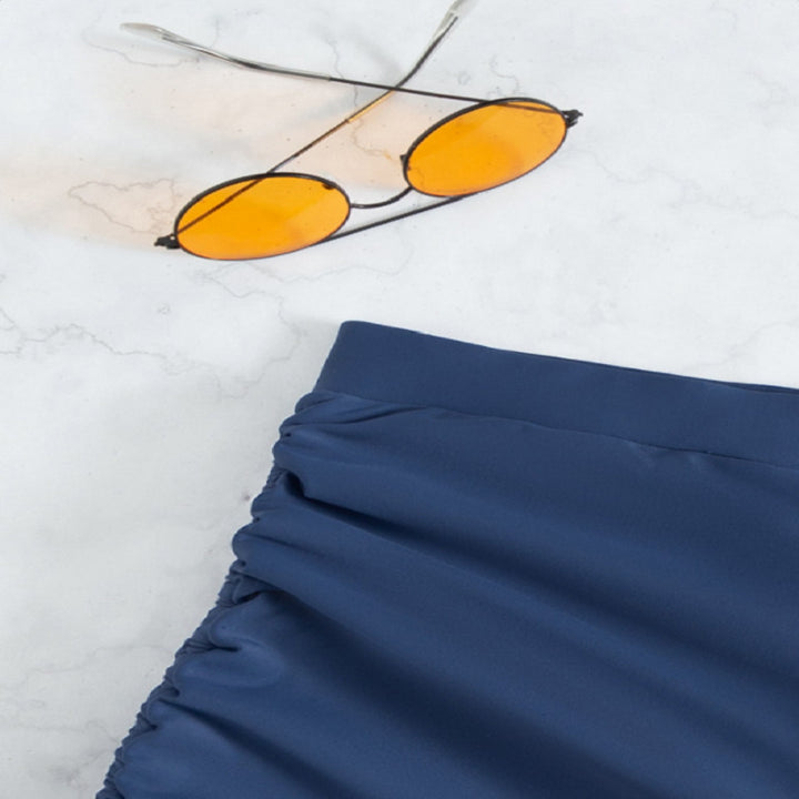 Damen Sportliche Badeshorts mit raffiniertem Rüschendesign Echo Archiv