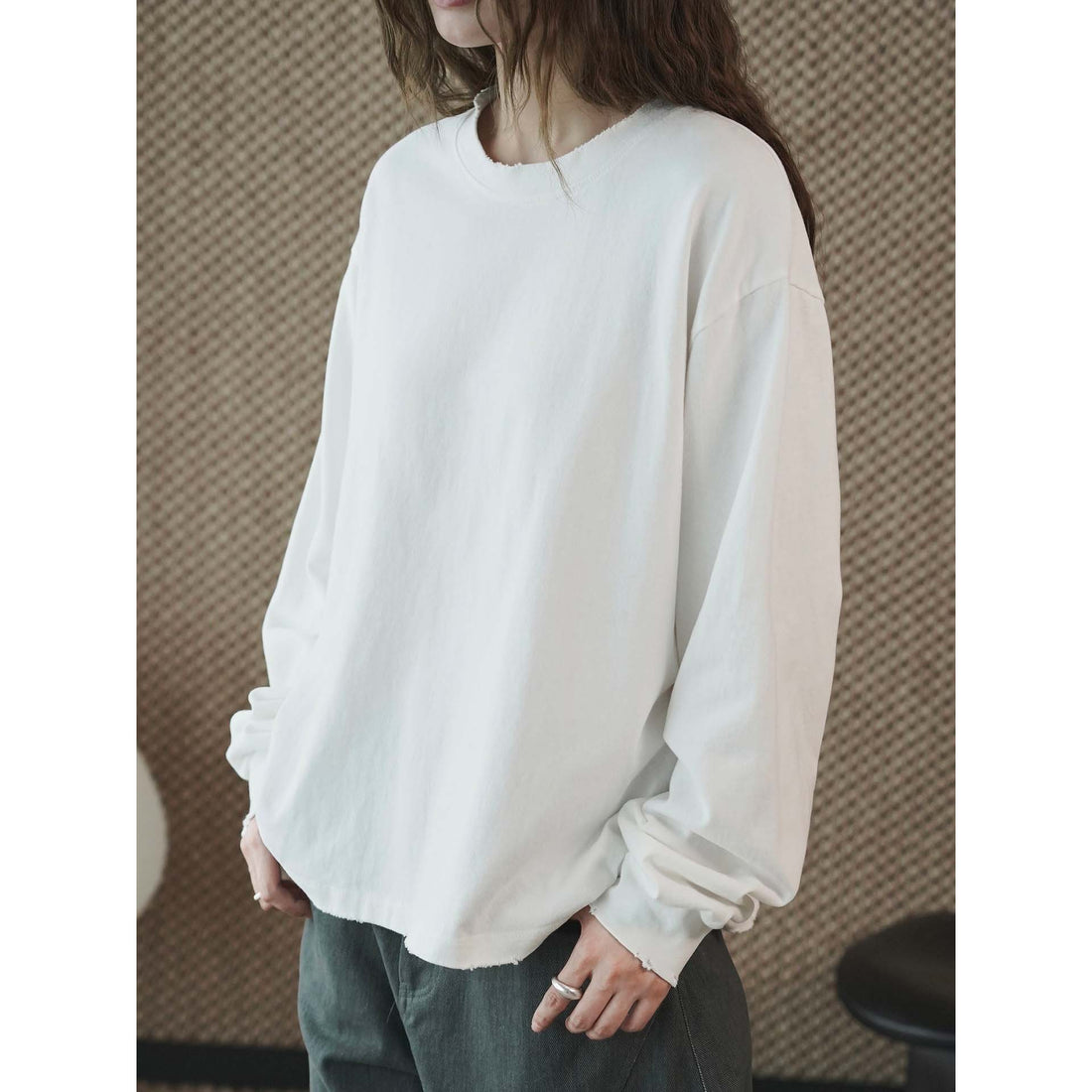 Damen Boxy‑Sweatshirt mit rohem Kantenbesatz und überschnittener Schulter Echoarchiv