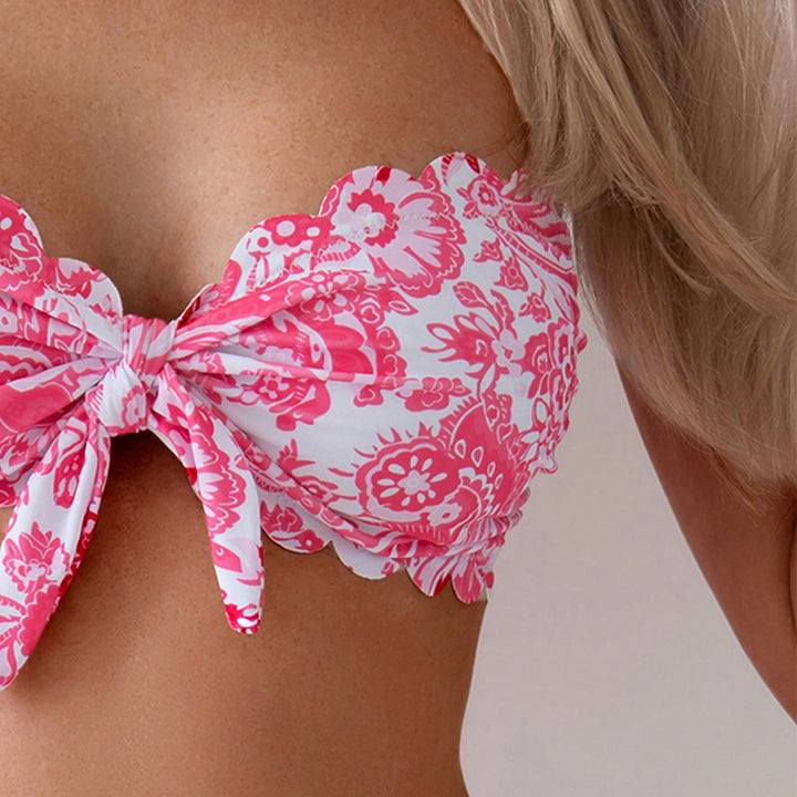 Damen Bandeau-Bikini mit raffinierten Blumenakzenten Echo Archiv