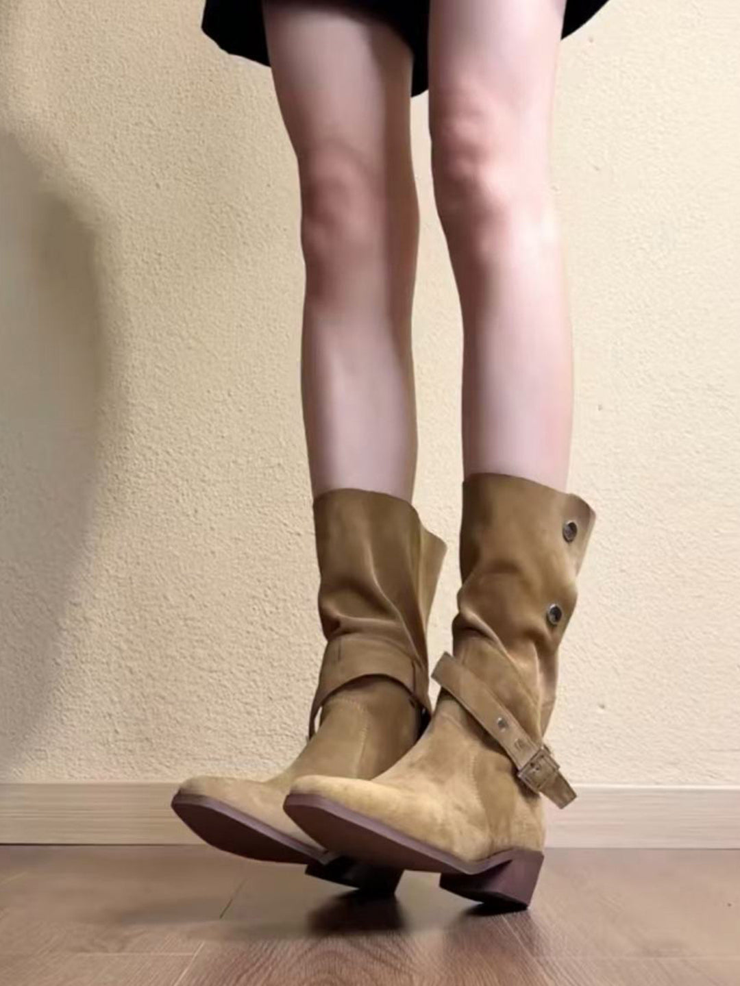 Damen Elegante Schnürstiefel mit modischem Riemen Echo Archiv