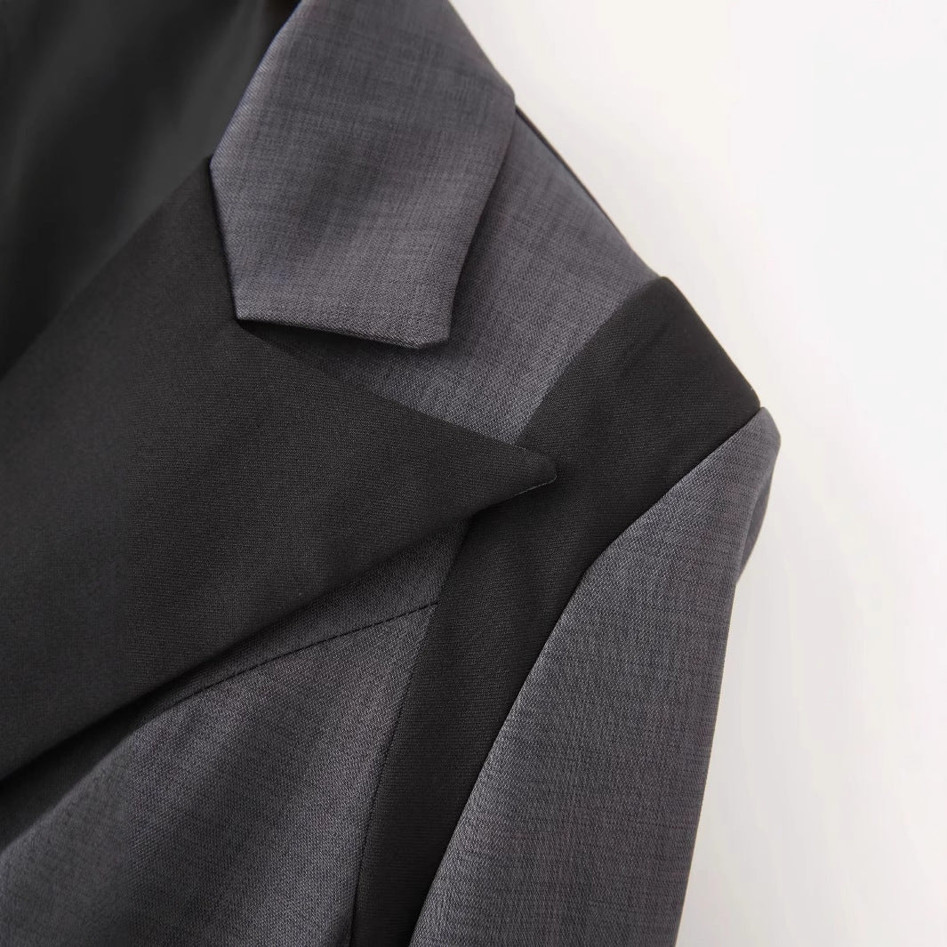 Damen nan weitgeschnittener Blazer mit kontrastierendem Revers, einreihiger Knopfleiste und Pattentaschen Echo Archiv