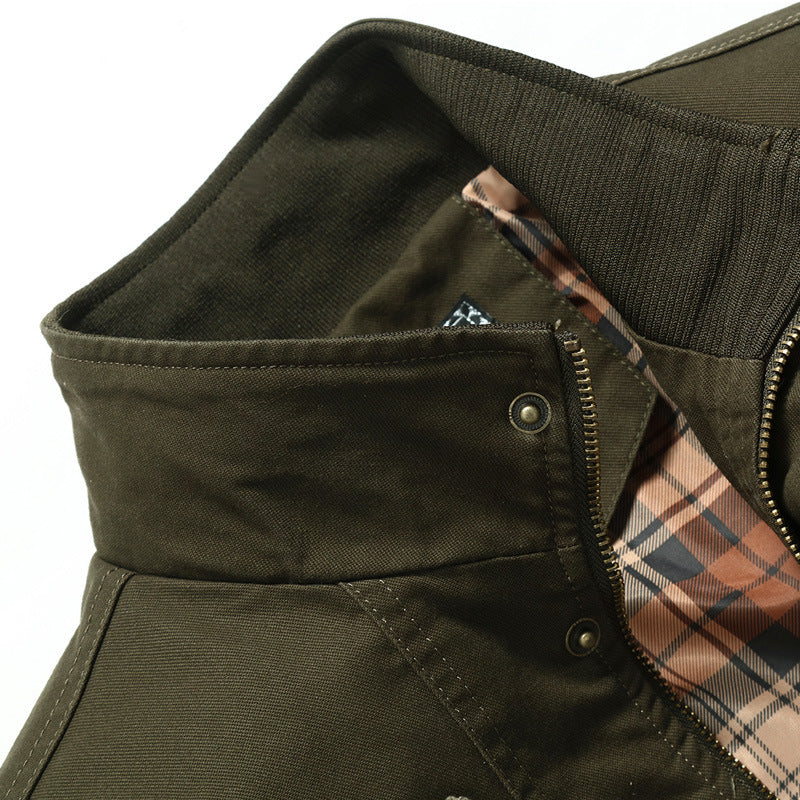Herren Canvas-Bomberjacke mit kariertem Innenfutter, Stehkragen und Abzeichenapplikationen – Brevano