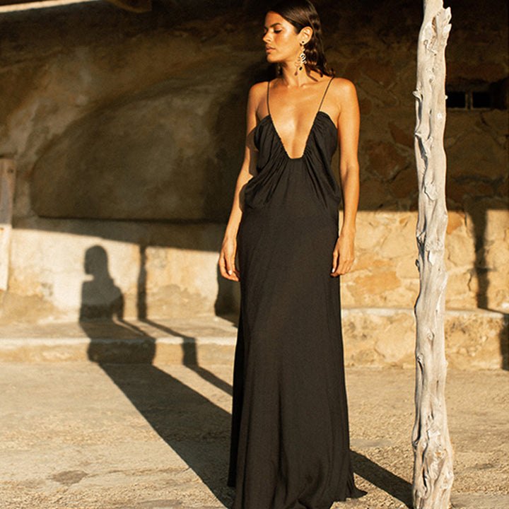 Damen Elegantes Maxikleid mit tiefem V-Ausschnitt Echo Archiv
