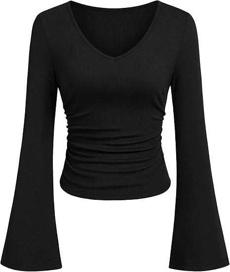 Damen Geripptes Cropped-Top mit V-Ausschnitt, taillierter Raffung und ausgestellten Trompetenärmeln – Orélia