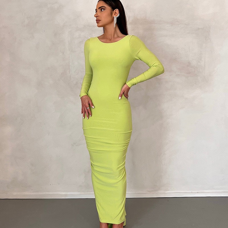 Damen Elegantes figurbetontes Maxikleid mit langen Ärmeln und Rundhalsausschnitt Echo Archiv