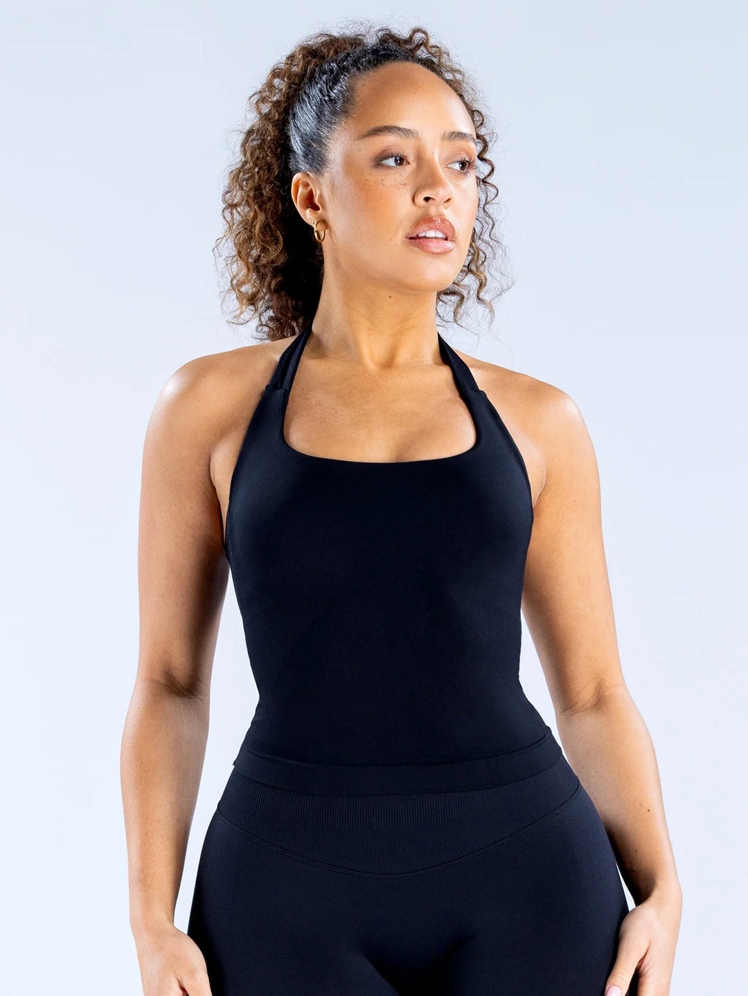 Damen Sportoberteil mit komfortablem Halter-Design und atmungsaktiven Materialien Echo Archiv