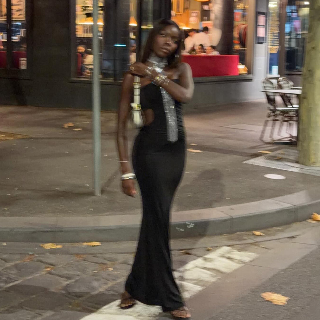 Damen Elegantes Abendkleid mit schmalem Schnitt und glänzenden Akzenten Echo Archiv