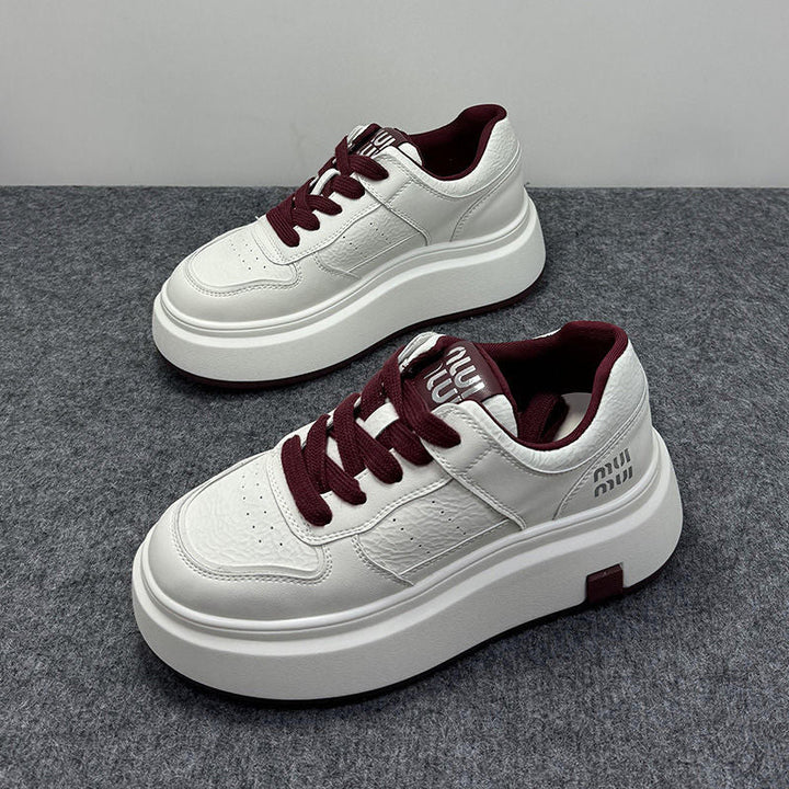 Damen Modische Plateau Sneakers aus strapazierfähigem Leder mit minimalistischer Optik Echo Archiv