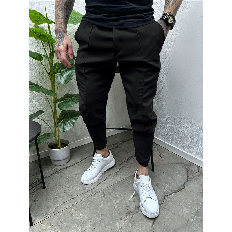 Herren modische Jogginghose mit schmalem Schnitt und praktischen Taschen Echoarchiv