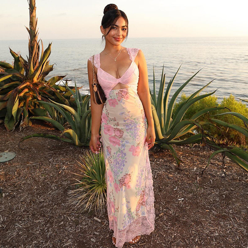 Damen elegantes Nachthemd mit floralen Einsätzen und zarten Spitzenakzenten Echo Archiv