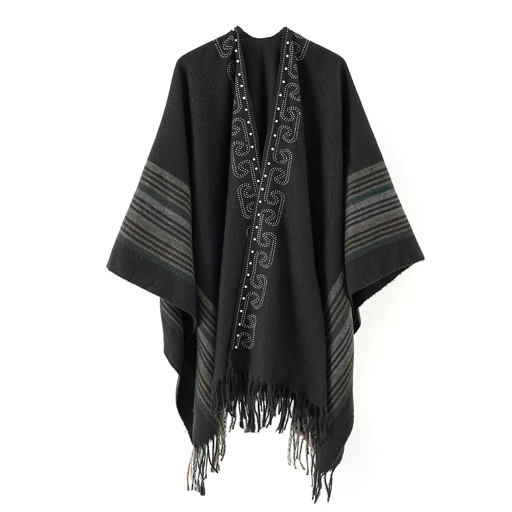 Damen Wollmix-Poncho im Kimono-Stil mit Nietenbordüre und Fransensaum – Montévia