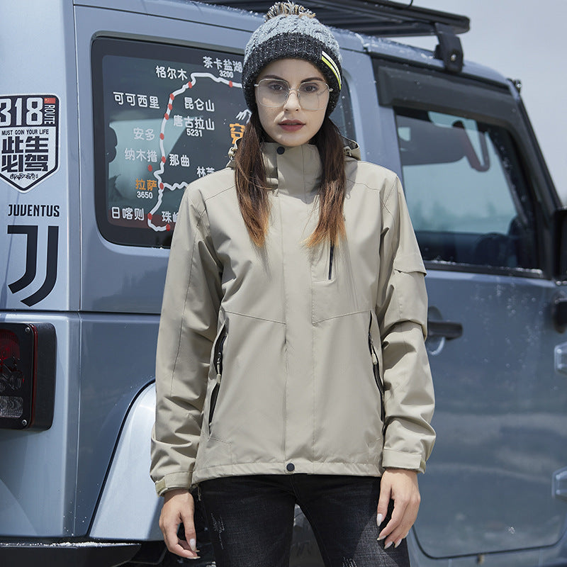 Damen Wasserdichte Outdoorjacke mit Kapuze, atmungsaktiver Membran und Multifunktions‑Reißverschlusstaschen – Célinea