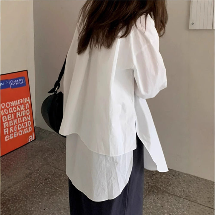 Damen Oversize-Lagenbluse mit verlängertem Rückenteil, Seitenschlitzen und kastiger Passform Echoarchiv