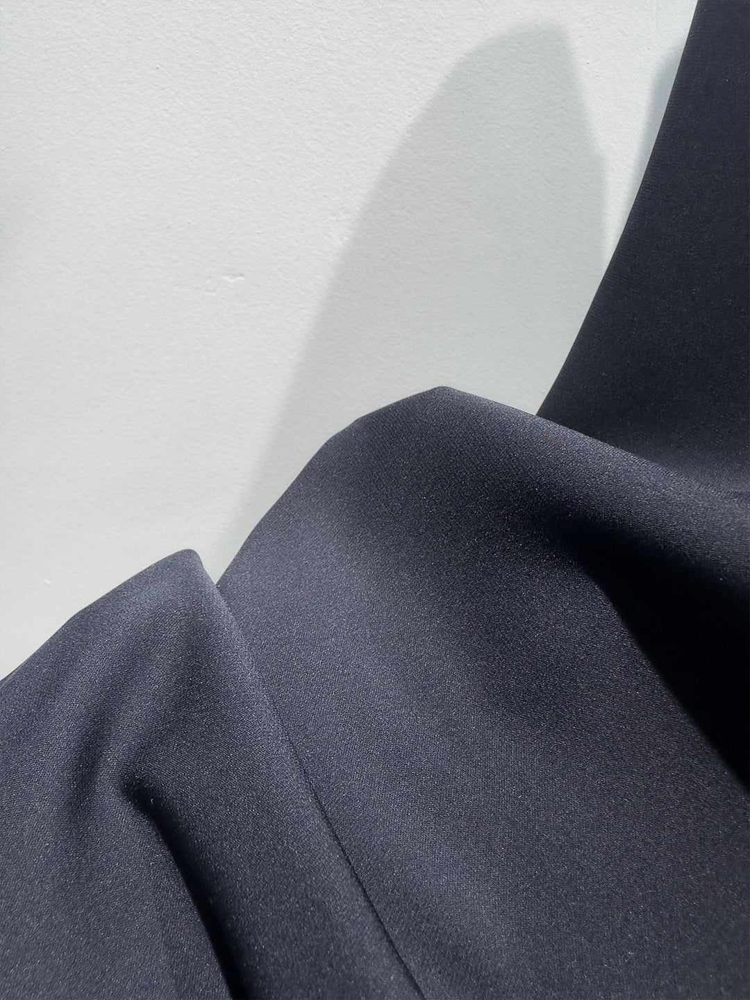 Damen Luxe Seidensatin Stoff Echoarchiv