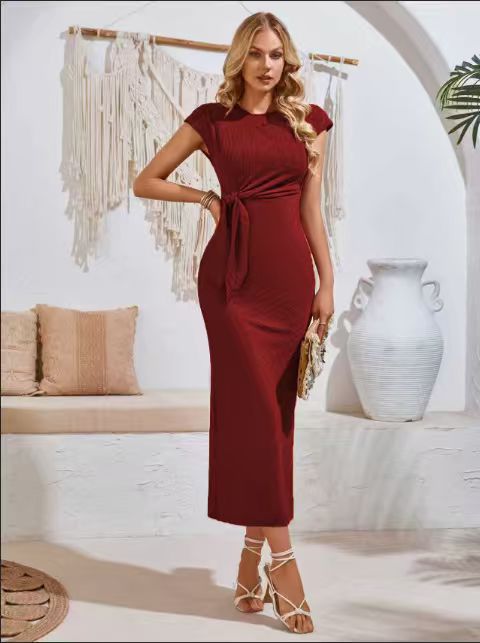 Damen elegantes Maxikleid mit innovativer Raffung und Taillengürtel Echo Archiv