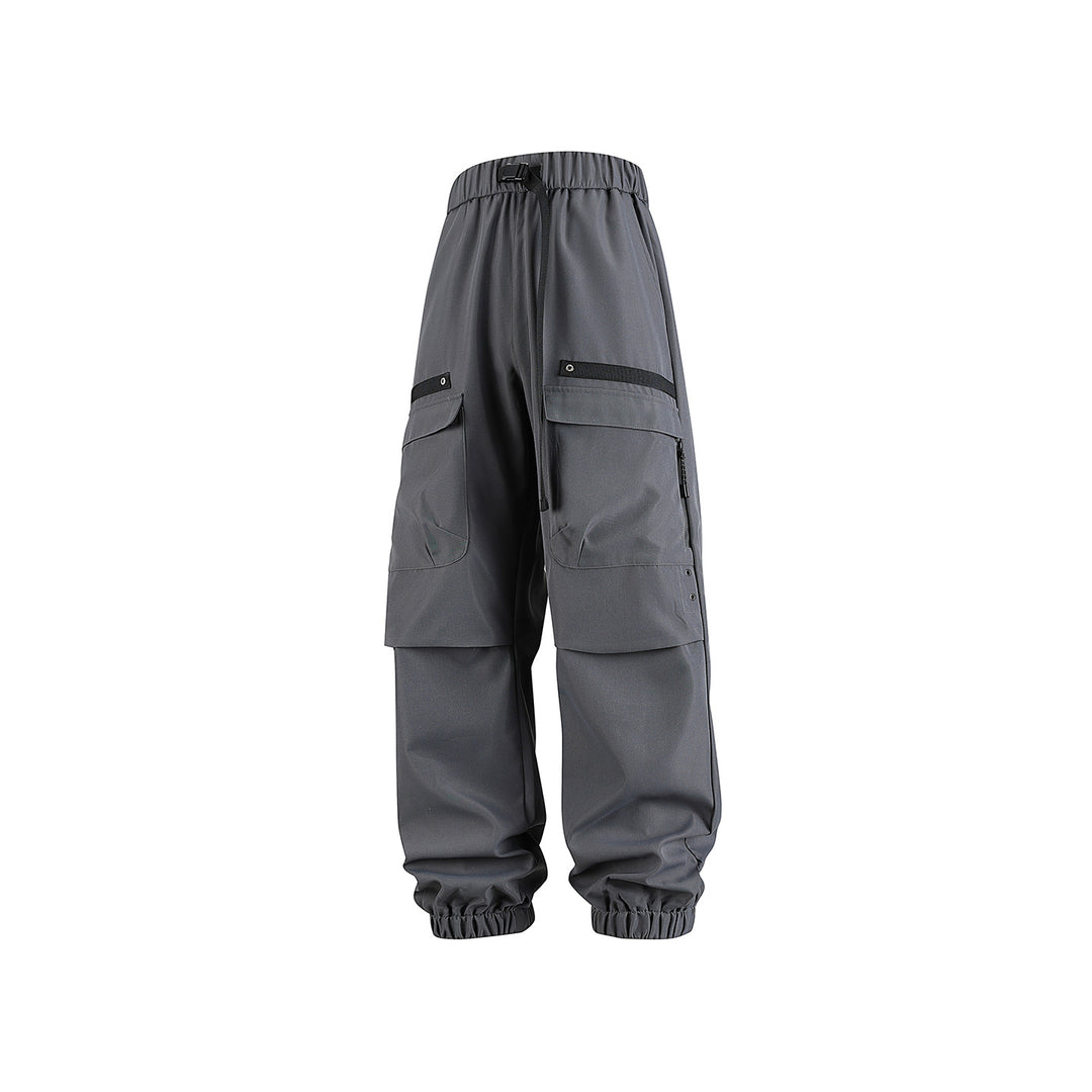 Herren weite Cargo-Jogginghose im Tech‑Utility‑Look mit elastischem Bund und multifunktionalen Klapptaschen Echo Archiv