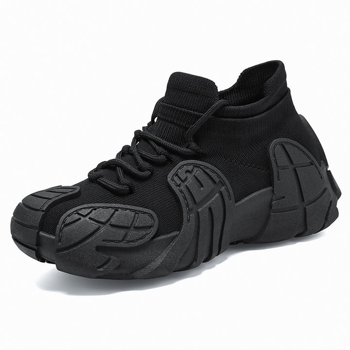 Herren nan massiver Sneaker mit sockenähnlichem Strickschaft, geformten Gummiapplikationen und griffiger Profilsohle Echo Archiv