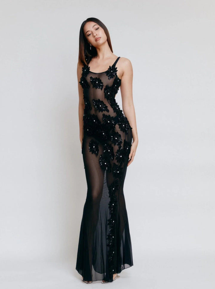 Damen Glamouröses Abendkleid mit floralen Paillettenverzierungen Echo Archiv