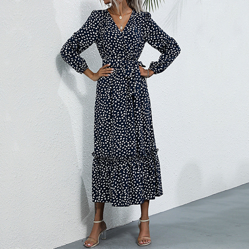 Damen Gemustertes Midikleid mit Wickel‑Optik, geraffter Taille und Stufenvolant Echoarchiv