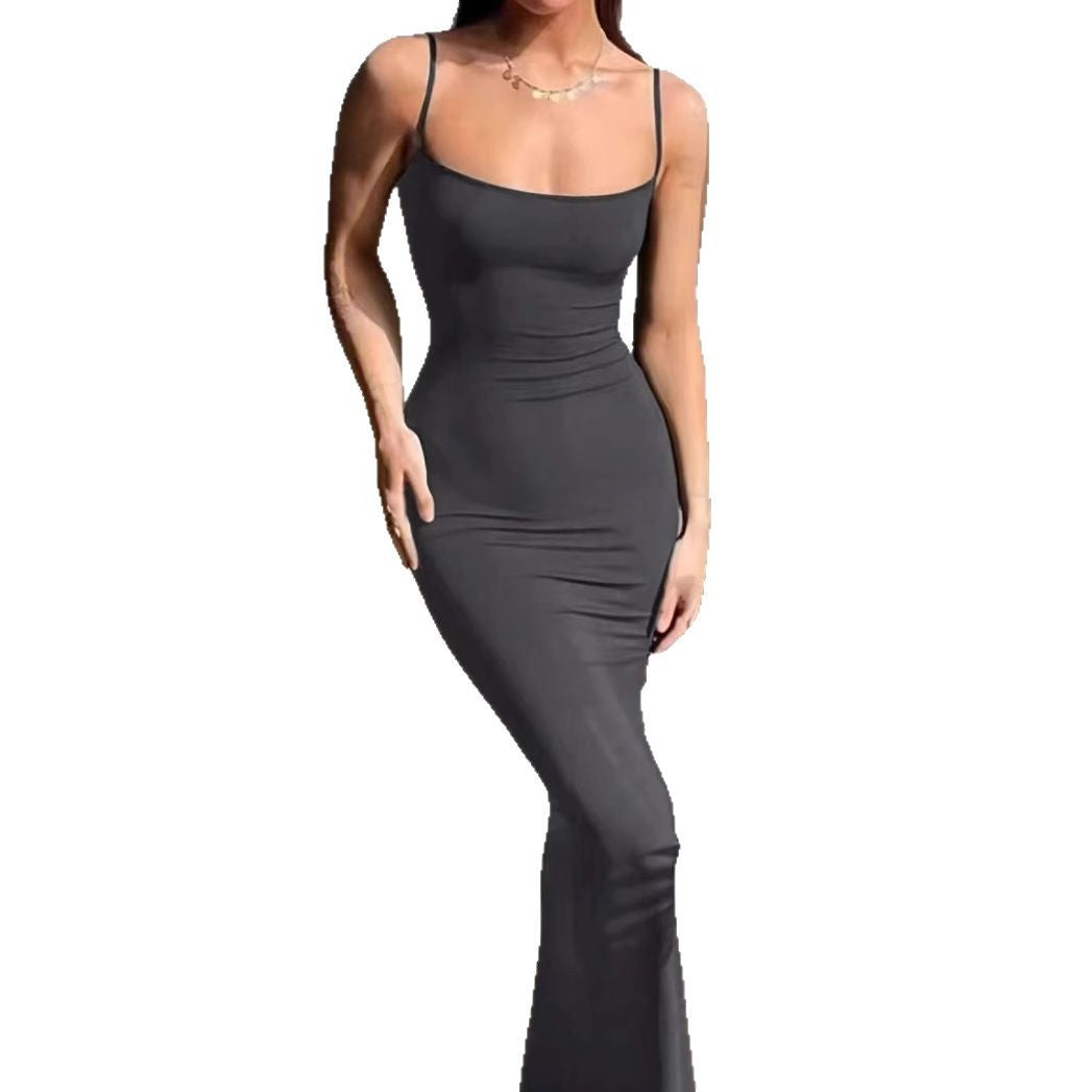 Damen Langärmeliges Abendkleid mit figurbetonendem Schnitt und dezentem V-Ausschnitt Echo Archiv