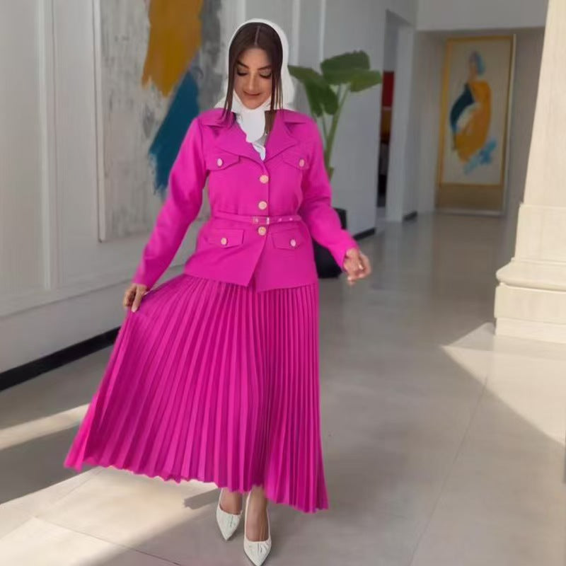 Damen Taillierter Blazer mit Gürtel und Plissierter Maxirock Set – Valéne