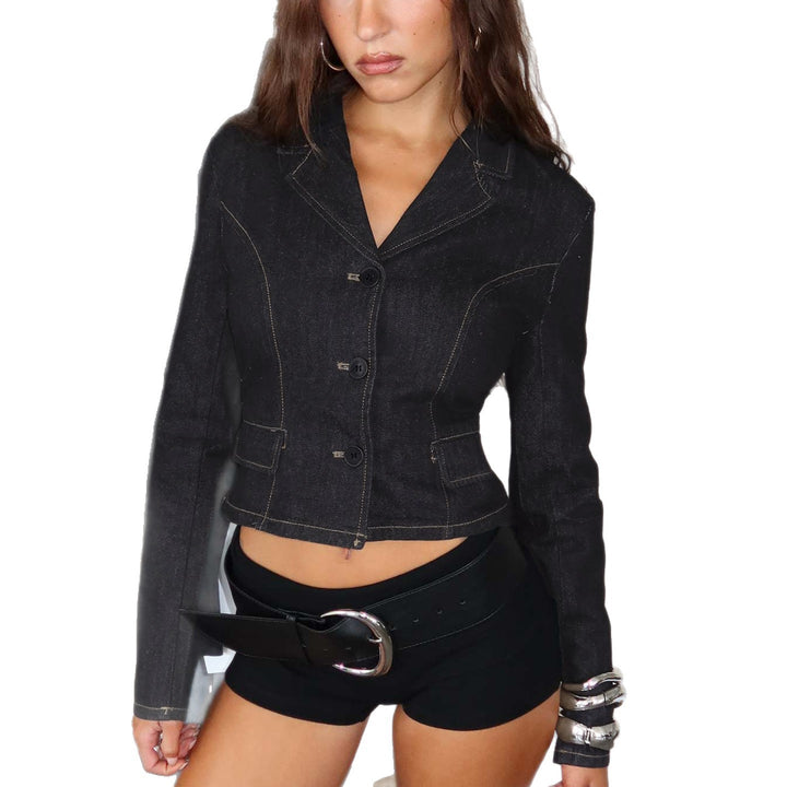 Damen Kurzblazer tailliert mit Ziernähten und Pattentaschen – Valéne