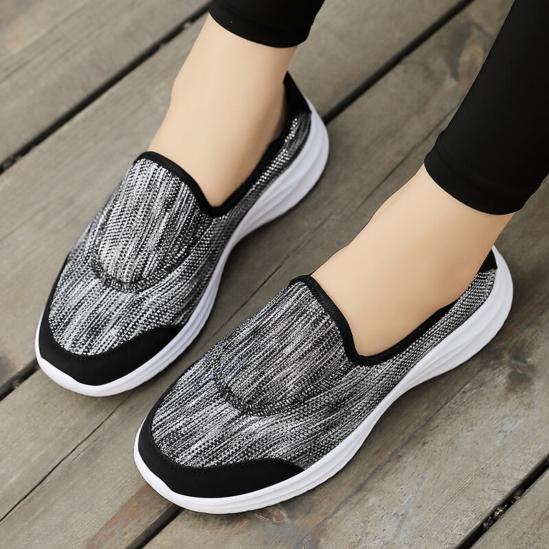 Damen nan eleganter Schlupfsneaker mit elastischen Zierbändern, atmungsaktiver Strickkonstruktion und gedämpfter Komfortlaufsohle Echo Archiv