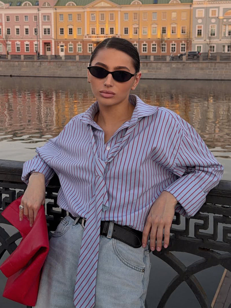 Damen Gestreifte Hemdbluse mit integriertem Schlipsdetail & Oversize-Schnitt Echoarchiv