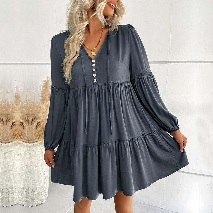 Damen Weiches Stufen-Minikleid mit V-Ausschnitt, Knopfleiste und Ballonärmeln Echoarchiv