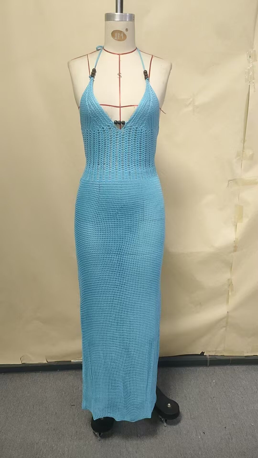 Damen gehäkeltes Strandkleid mit tiefem V-Ausschnitt und herausragenden Details Echo Archiv