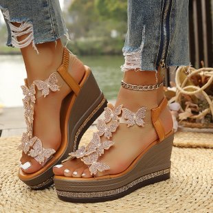 Damen Plateau-Sandalen mit transparentem PVC-Riemen und Blumenapplikation – Sorelia